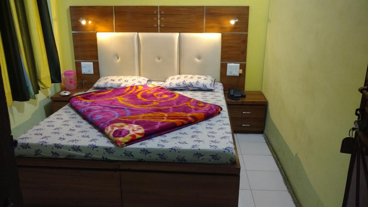 Hotel Brahma Kamal Joshimath Bagian luar foto